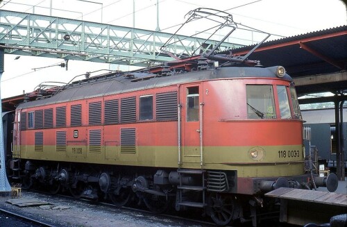 ÖBB 2018 BR 118 PopArt Pop Art city Bahn DB orange Deutsche Bundesbahn Jaffa Bahngarfield Christian