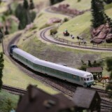 BR_211_212_V_100_ozeanblau_epoche_V_Produktfarben_Steuerwagen_Silberling_turkis_Miniaturwunderland_MiWuLA_H0-3