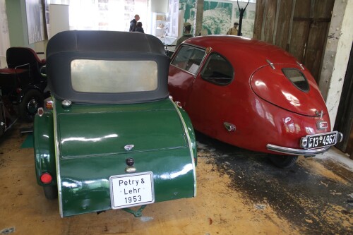 Fuldamobil NWF 200 für schwerbehinderte Lenkradsteuerung rot Automuseum Schramberg 2025 Mai (1g)