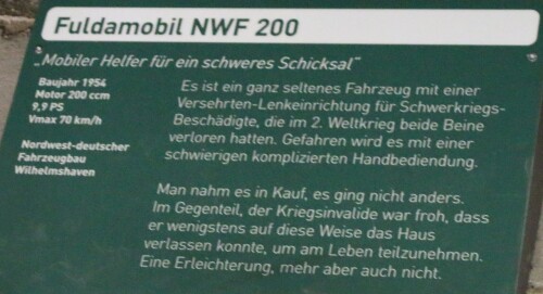 Fuldamobil NWF 200 für schwerbehinderte Lenkradsteuerung rot Automuseum Schramberg 2025 Mai (2)