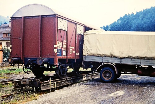 Schönau Ladestraße gedeckter Güterwagen Normalspur Schmalspurbahn 1967