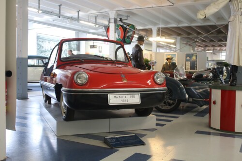 Victoria 250 Cabrio rot Kleinstwagen 1957 Automuseum Schramberg 2025 Mai