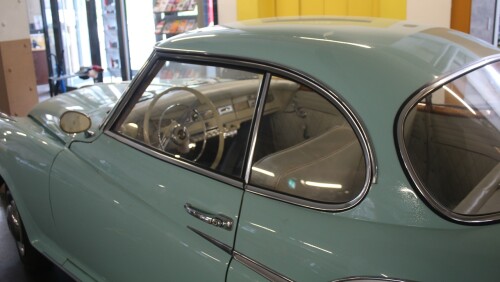 Borgward Isabella Coupe türkis Automuseum Schramberg 2025 Mai (2)