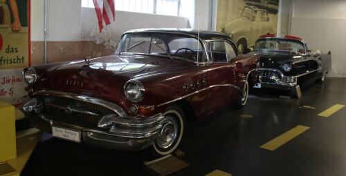 Buick special red weinrot Cabrio schwarz Automuseum Schramberg 2025 Mai