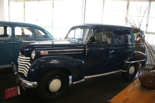 Opel Olympia caravan Kombi blauAutomuseum Schramberg 2025 Mai