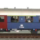 D-Zug_epoche_3a_Schnellzugwagen_DB_Vorkriegswaggons_D_Kakadu_Halbseisewagen_rot_blau_1.-2.-Klasse_Spur_2_Museum_Schramberg