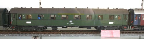 D Zug epoche 3a Schnellzugwagen DB Vorkriegswaggons d 1. 2. Klasse grün Spur 2 Museum Schramberg