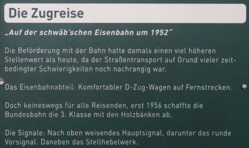 Touristik Sonderzug 50er Jahre Bahnabteil mit Personen Schwäbsche Eisenbahne Schramberg Museum (1)