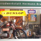 d-Motorradwerkstatt_Nachkriegsdeutschland_Wiederaufbau_Wirtschaftswunder_Schramberg_Museum_Automuseum_2025_mai-1---Kopie