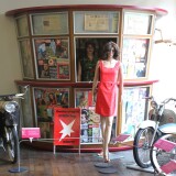 eb_Kiosk_Zeitunsladen_Nachkriegsdeutschland_Wiederaufbau_Wirtschaftswunder_Schramberg_Museum_Automuseum_2025_mai-1