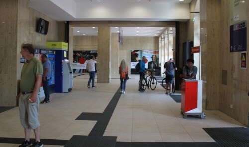 Augsburg Empfangsgehalle Hauptbahnhof Hbf Bahnhof 2025 Aug (8)