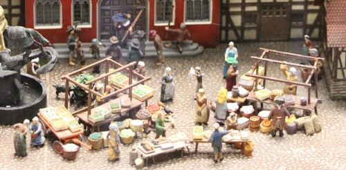 dd_Marktplatz_Barock_Zeitalter_deutsche_Geschichte_Miniaturwunderland_Hamburg_H0_b-3.jpg