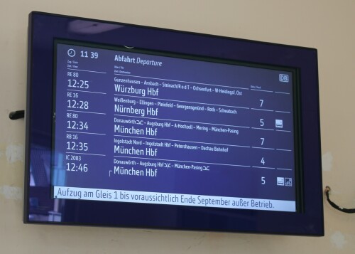 Bahnhof Treuchtlingen Empfangsgebäude DB 2025 Aug (3)