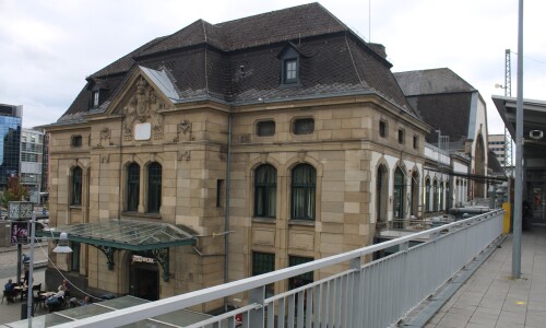 b Koblenz Hbf Hauptbahnhof Main Station Empfangsgebäude DB AG Details (1)
