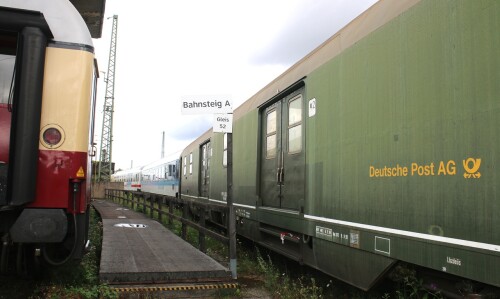 Bahnpostwagen Postwaggon Post mr a 26 grün DB Museum Koblenz (1)