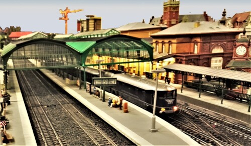 BR 05 003 Frontkanine Blauer Enzian Henschel wegmann Zug 20181201 (4)