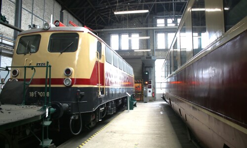 BR 182 E 320 Salonwagen DB Museum Koblenz Mehrsystemlok AEG