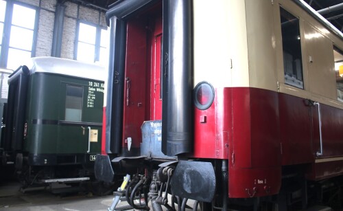 Salonwagen WGSüg 851 Verkehrsminister rot beige DB Museum Koblenz (2)