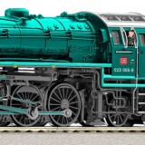 BR_023_DB_Bahngarfield_Christian_Produktfarben_Epoche_5_Regionalexpress_mit_turkis