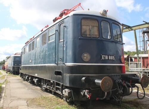 BR 110 003 E 10 stahl blau DB Museum Koblenz (1d)