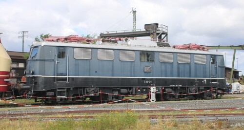 BR 110 121 E 10 stahl blau DB Museum Koblenz (1)