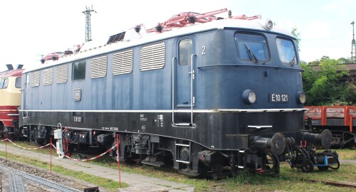 BR 110 121 E 10 stahl blau DB Museum Koblenz (4)