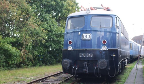 d BR 112 E 10.12 stahl blau stromlinienverkleidet DB Museum Koblenz (2)