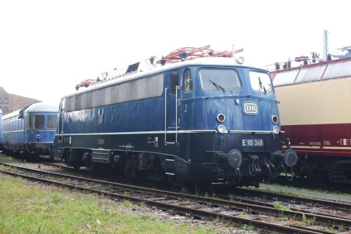 d BR 112 E 10.12 stahl blau stromlinienverkleidet DB Museum Koblenz (4)
