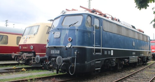 f BR 112 f BR 120 Drehstromlok DB Museum Koblenz beiges Dach