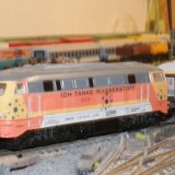 S-Bahn_BR_218_217_orange_Theisen_Dirk_Produkfarben_DB_Epoche_5-2