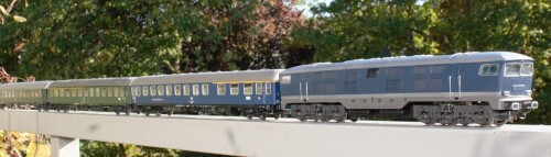 V 320 DH 4000 BR 232 blau stahlblau Liliput H0 (4)