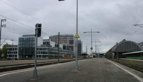 Karlsruhe Hbf Hauptbahnhof Bahnsteighalle a (1f)
