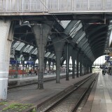 Karlsruhe_Hbf_Hauptbahnhof_Bahnsteighalle_b-1