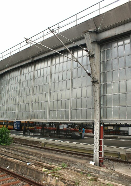 Karlsruhe Hbf Hauptbahnhof Bahnsteighalle c (2)