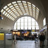 Karlsruhe_Hbf_Hauptbahnhof_ag_Empfangsgebaude_Empfangshalle-11