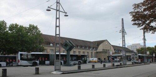 Karlsruhe Hbf Hauptbahnhof ag Empfangsgebäude Empfangshalle (4)