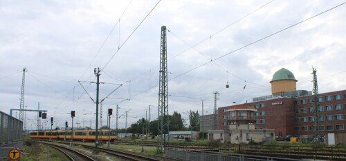 Karlsruhe Straßenbahn Wasserturm am Hauptbahnhof