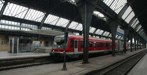 BR 628 928 Regio DB Regionalexpress Bahnsteighalle Karlsruhe Hbf Hauptbahnhof 20250905