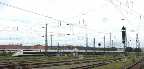 TGV SNCF Doppelstock Karlsruhe Hbf Hauptbahnhof BR 120 WRS 2025 Aug c