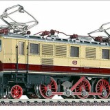 BR_132_E_32_bayrische_EP_TEE_Trans_Europ_Express_IC_Lok_Intercity_rot_beige_Bahngarfield_Christian