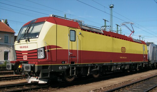 BR 193 Vectron Trans Europ Express IC Lok Intercity rot beige Bahngarfield Christian b