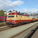 DSB_ME_1500_E-Lok_BR_123_TEE_Trans_Europ_Express_IC_Lok_Intercity_rot_beige_Bahngarfield_Christian