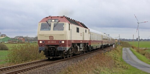 Marschbahn schwere Diesellok BR 251 NSB DiG 4 TEE Trans Europ Express IC Lok Intercity rot beige Bah