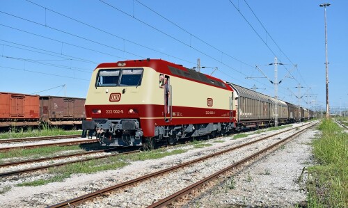 OSE 220 BR 120 Organismós Sidirodrómon Elládos Märklin H0 Trans Europ Express IC Lok Intercity rot b