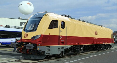 BR 102 Rheingold Skoda C 380 Trans Europ Express IC Lok Intercity rot beige Bahngarfield Christian d