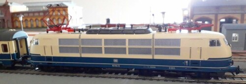 BR 103 233 Roco H0 ozeanblau beige DB Joburg Jo a