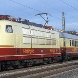 BR_103_Rheingold_Flugelzug_orange_Streifen_Trans_Europ_Express_IC_Lok_Intercity_rot_beige_Bahngarfield_Christian_b
