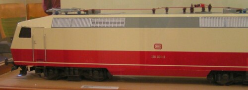 BR 120 Modell DB Museum Koblenz Trans Europ Express IC Lok Intercity rot beige Bart Lokpaint (8)