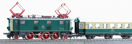 BR 132 E 32 ozeanblau beige DB Bahngarfield Christian