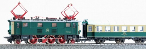 BR 132 E 32 ozeanblau beige DB Bahngarfield Christian a